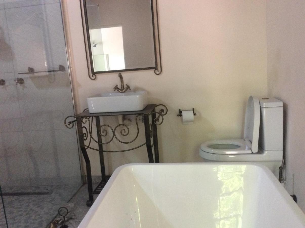 Bed and Breakfast Cozy Kosmos Hartbeespoort Exterior foto